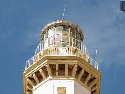 A coronare l�edificio si trova un piccolo terrazzino...